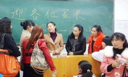 开局被军阀老爸发配女校（巾帼女校最强男老师）,女校最强男老师传奇  第2张