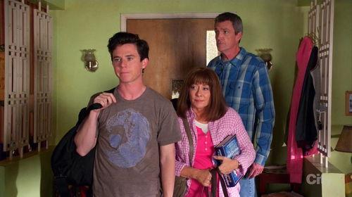 中产家庭 第九季,生活变迁下的家庭故事 第2张 中产家庭 第九季,生活变迁下的家庭故事 第2张