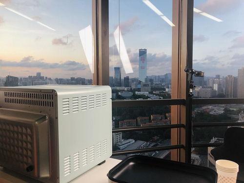 爱在夜幕降至时,一段浪漫的邂逅  第3张